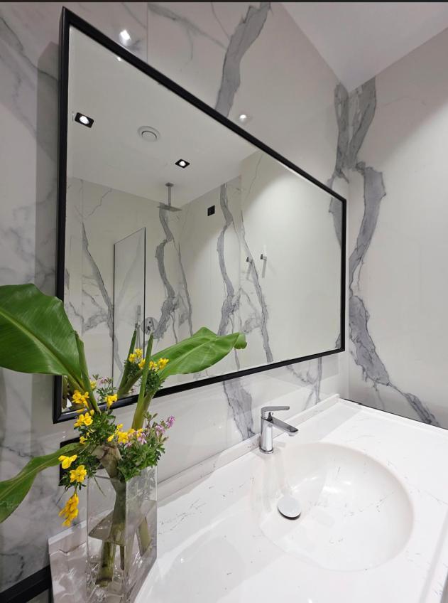 Valza Boutique Hotel Vlore Luaran gambar
