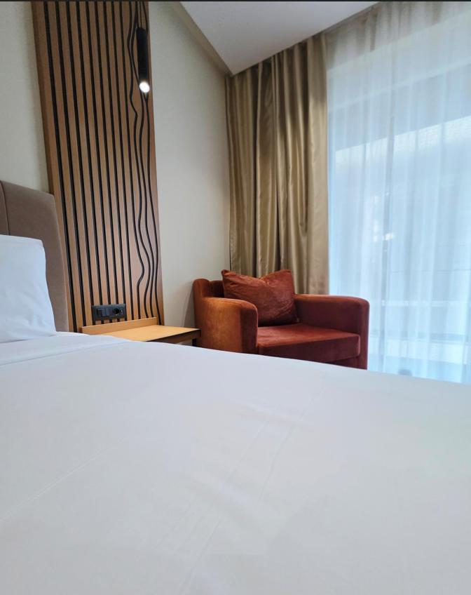 Valza Boutique Hotel Vlore Luaran gambar