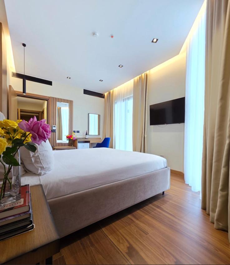 Valza Boutique Hotel Vlore Luaran gambar