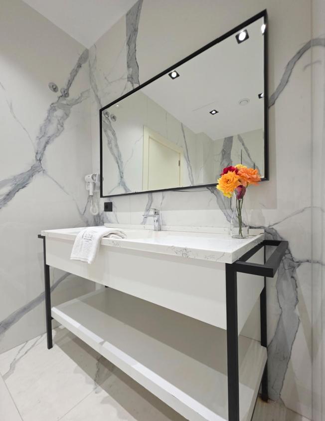 Valza Boutique Hotel Vlore Luaran gambar