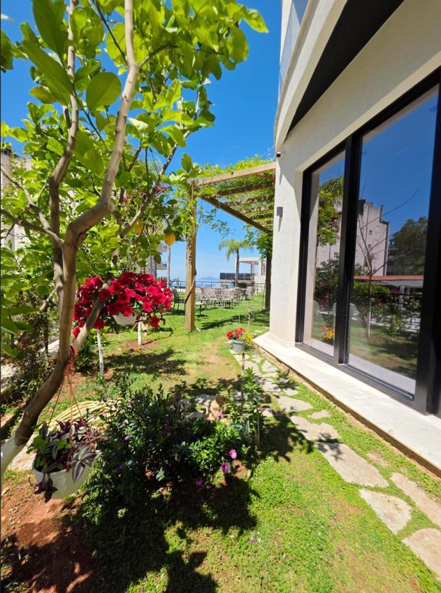 Valza Boutique Hotel Vlore Luaran gambar