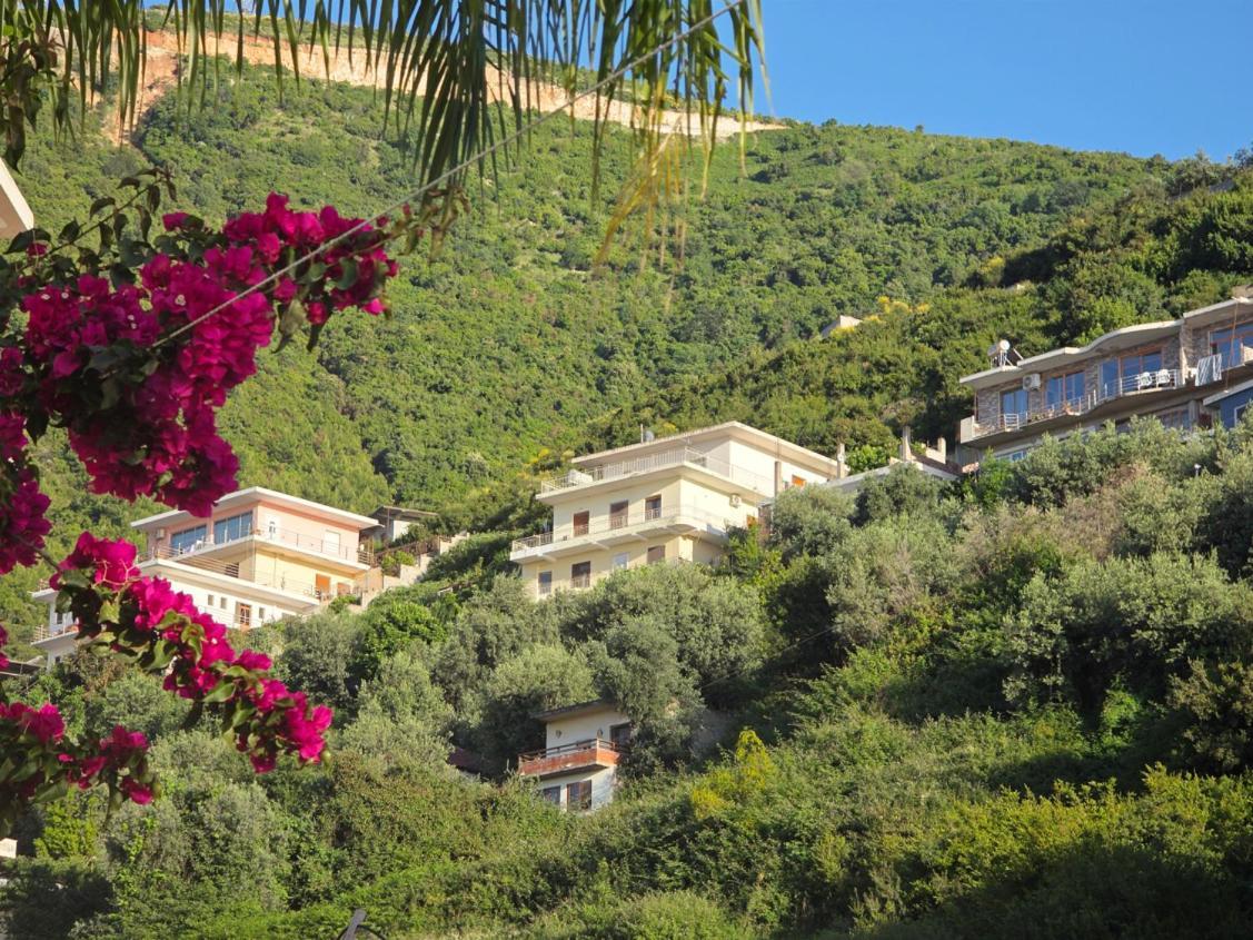 Valza Boutique Hotel Vlore Luaran gambar